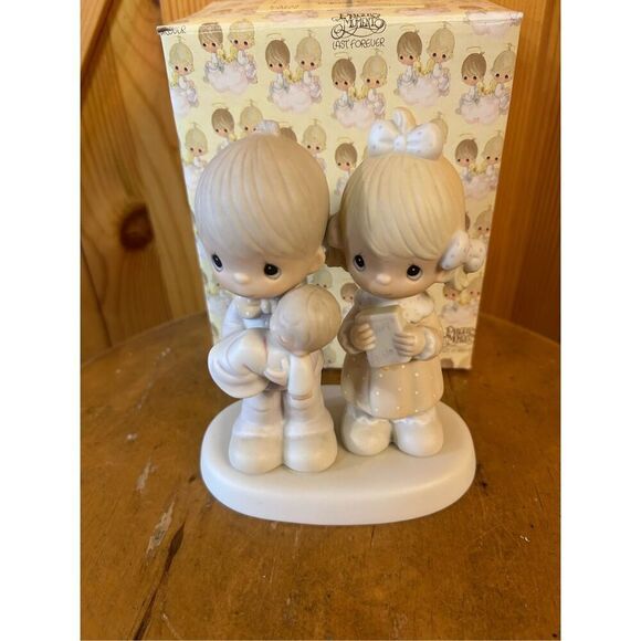 Precious Moments Figurine Rejoicing With You (8420) - Picture 1 of 7